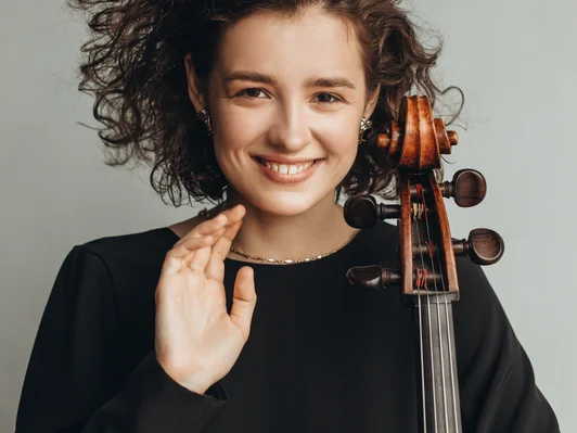 Ein Foto von Anastasia Kobekina.